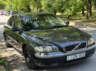 VOLVO S60 2.4