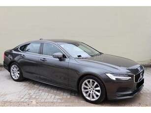 VOLVO S90 2.0 D [D4] Momentum Pro Geartronic