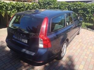 VOLVO V50 1.6 D DRIVe Momentum EURO5 V50