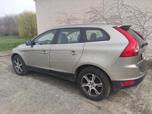 VOLVO XC60 2.0 D [D4] Summum FWD