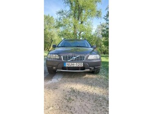 VOLVO XC70 2.4 D [D5] AWD Momentum