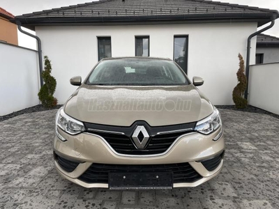 RENAULT MEGANE Grandtour 1.3 TCe Intens