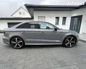 AUDI RS3 Limousine 55 TFSI quattro S-tronic Sér...