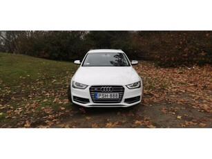 AUDI S4 Avant 3.0 V6 TFSI quattro S-tronic