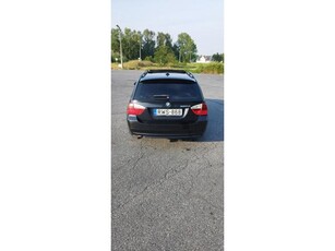 BMW 3-AS SOROZAT 320d Touring E91