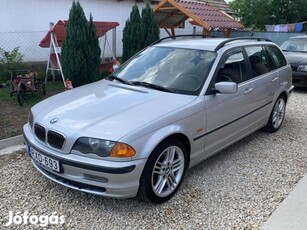 BMW 320i Touring