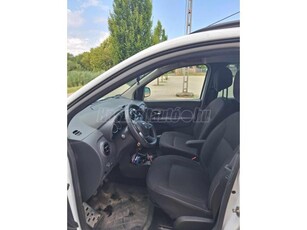 DACIA LODGY 1.6 SCe Arctic (7 személyes )