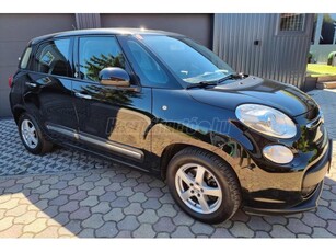 FIAT 500L Living 1.6 Mjet 16V PopStar S&S SZÉP. FÉLBŐR. DUPLA DIGKLÍMA. RADAR.KANYARBEVILÁGÍTÓ. ALU.VÉGIG VEZ.SZKÖNYV