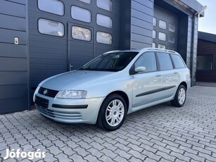 Fiat Stilo Multiwagon 1.6 Dynamic Szervizkönyv...