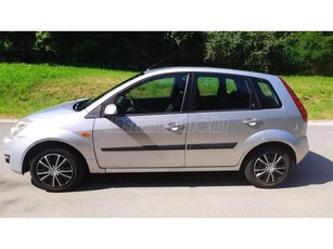 FORD FIESTA 1.25 Ghia JH1