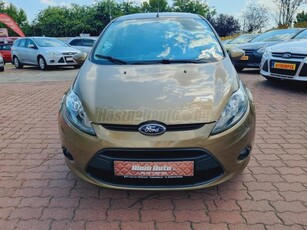 FORD FIESTA 1.25 Titanium Barnametál - 127e km - végig vezetett szervizkönyv - 2 kulcs