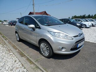 FORD FIESTA 1.4 Titanium RITKA INDIVIDUÁL BŐRBELSŐ!!!!