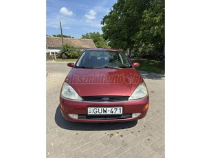 FORD FOCUS 1.6 Ghia