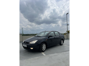 FORD FOCUS 1.6 Ghia