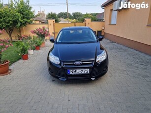 Ford Focus 1.6 TI-Vct 136000 km-el eladó