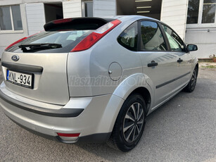 FORD FOCUS 1.6 Trend