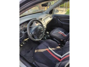 FORD FOCUS 1.8 TDCi Ghia