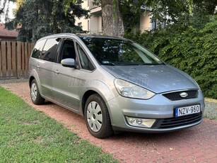 FORD GALAXY 2.0 TDCi Ghia DPF [7 személy] 7 SZEMÉLYES. PANORÁMATETŐS