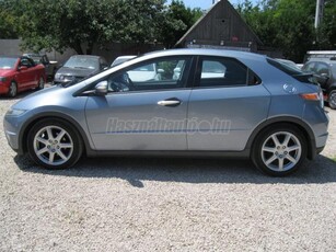 HONDA CIVIC 1.8 Executive ALUFELNI-TEMPOMAT-DIGITKLIMA