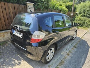 HONDA JAZZ 1.4 Elegance digit klíma. alufelni + téli kerék garnitúra! Valós 99 538 km!