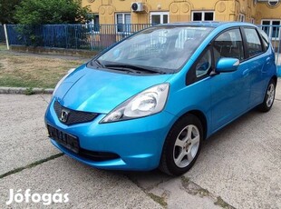 Honda Jazz 1.4 Executive első tulaj. márkaszerv...