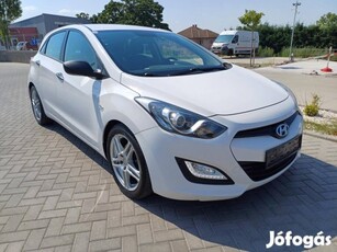 Hyundai I30 1.4 CRDi Life 17-Es Alukerék!