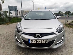 HYUNDAI I30 CW 1.6 MPi Business Life