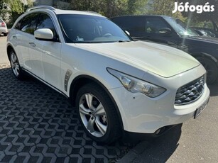 Infiniti Fx 35 v6 benzin