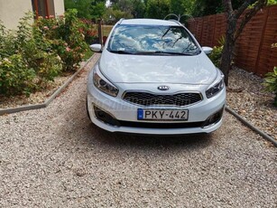 KIA CEE'D 1.4 CVVT Summer Edition