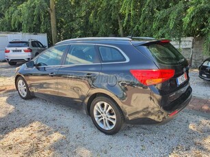 KIA CEE'D 1.6 CRDI FIFA Limited