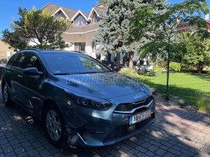 KIA CEE'D Ceed SW 1.5 T-GDI Gold 17.000km Magyar .vezetett szervizkönyv .Garanciális .Áfás -ár