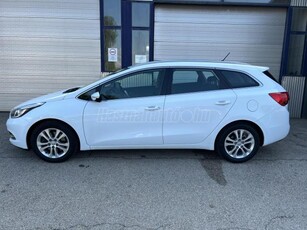 KIA CEE'D SW 1.6 CRDI LX Becsületesnepper