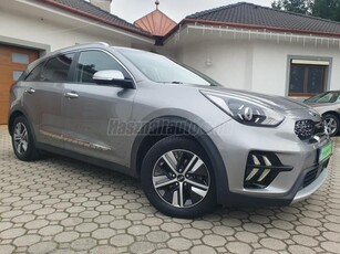 KIA NIRO PHEV 1.6 GDI Bronze DCT PLUG IN HYBRID!!! ÜLÉSFŰTÉS NAGYNAVI KAMERA FÉLBŐR TÁV.TEMPOMAT SÁVTARTÓ PARKRAD