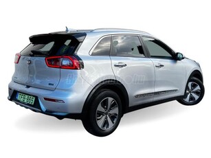 KIA NIRO PHEV 1.6 GDI Silver DCT Teljes körű szolgáltatással hosszútávra bérbeadó - Áfás