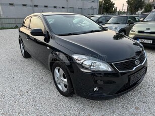 KIA PRO CEE'D 1.4 LX NAVI/ÜLÉSFŰTÉS/RADAR