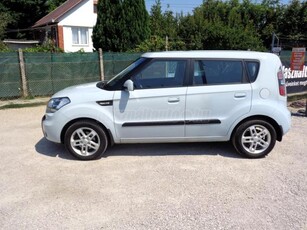 KIA SOUL 1.6 LX Limited 69eKM TÉLI-NYÁRI GUMI GARNITÚRA KLÍMA 16ALU FRISS MŰSZAKI