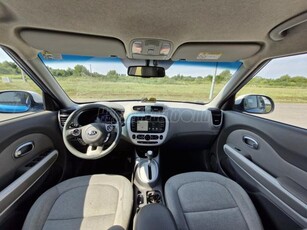 KIA SOUL EV CVT