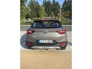 KIA STONIC 1.0 T-GDI Silver / GARANCIÁLIS / végig KIA-nál szervizelt! / 1. tulaj!