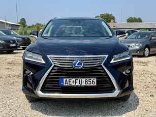 LEXUS RX 450h Comfort Plus e-CVT Most hétvégén zárva! Nyitás 23.-án kedden! Magyarországi Sérülésmentes Vezetett