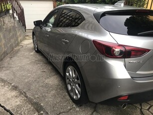 MAZDA 3 2.0 Revolution