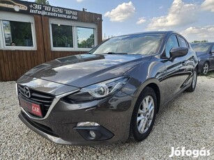 Mazda 3 Sport 2.0 Revolution (Automata) Sz.köny...