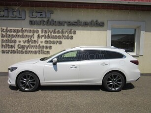 MAZDA 6 Sportkombi 2.2 CD Revolution Top SD Bőr. Navi. Napfénytető !