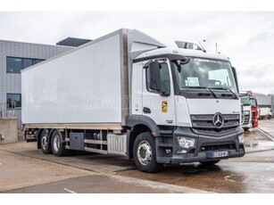 MERCEDES-BENZ ANTOS 2532 6X2 DOBOZOS + EMELŐHÁTFAL