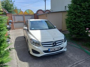 MERCEDES-BENZ B 180 d Style