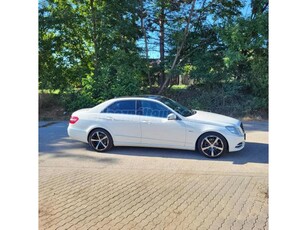 MERCEDES-BENZ E 220 CDI BlueEFF. Elegance 7G-TRONIC