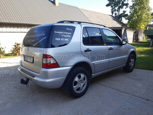 MERCEDES-BENZ ML 270 CDI Manuál 6