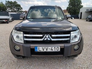 MITSUBISHI PAJERO 3.2 DI-D Special Edition (Automata) 200 LE / MAGYARORSZÁGI / NAVI / ÜLÉSFŰTÉS / KAMERA / BŐR / NAPFÉNYTETŐ /