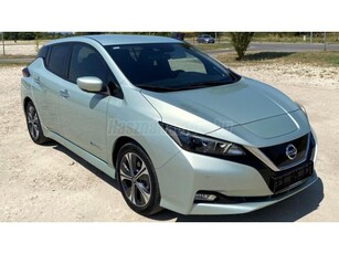 NISSAN LEAF N-Connecta 40kWh (Automata) ÁFÁS! Újszerű. sérülésmentes állapot. vezetett szervizkönyv. Akár 3 év teljes kö