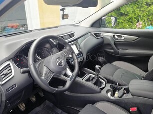 NISSAN QASHQAI 1.3 DIG-T Technológia Bajnoka+