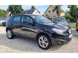 NISSAN QASHQAI 1.5 dCi Visia sérülésmentes. hivatalos kilométer igazolás